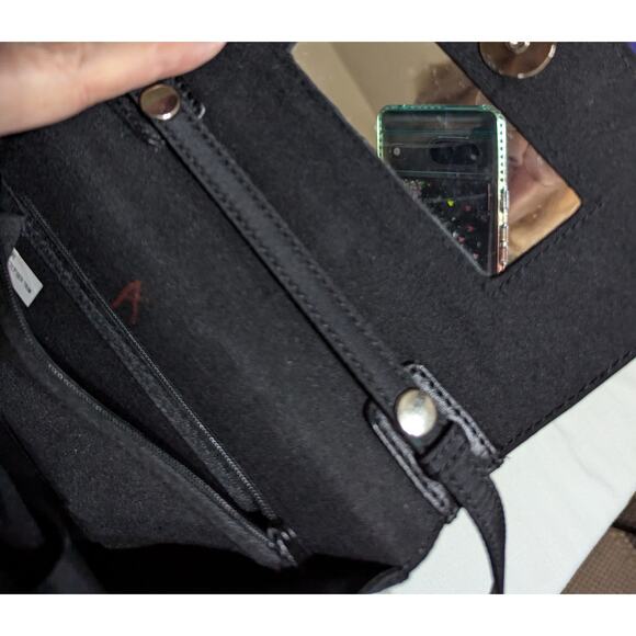 Leather crossbody purse Unbranded VGUC 8x7x3" Y2K Strap 40x42"can be smaller - Picture 13 of 13